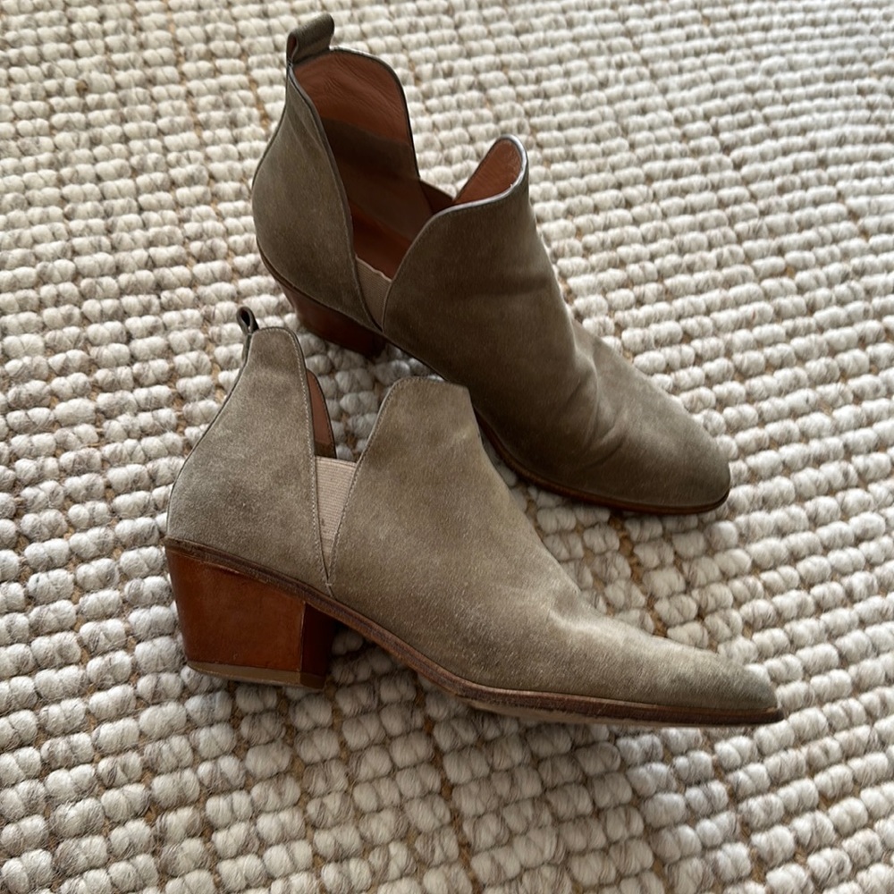 Tan / neutral Suede boots by Sigerson Morrison.